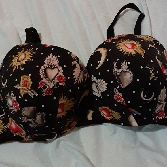 torrid Other - 360 push up plunge bra